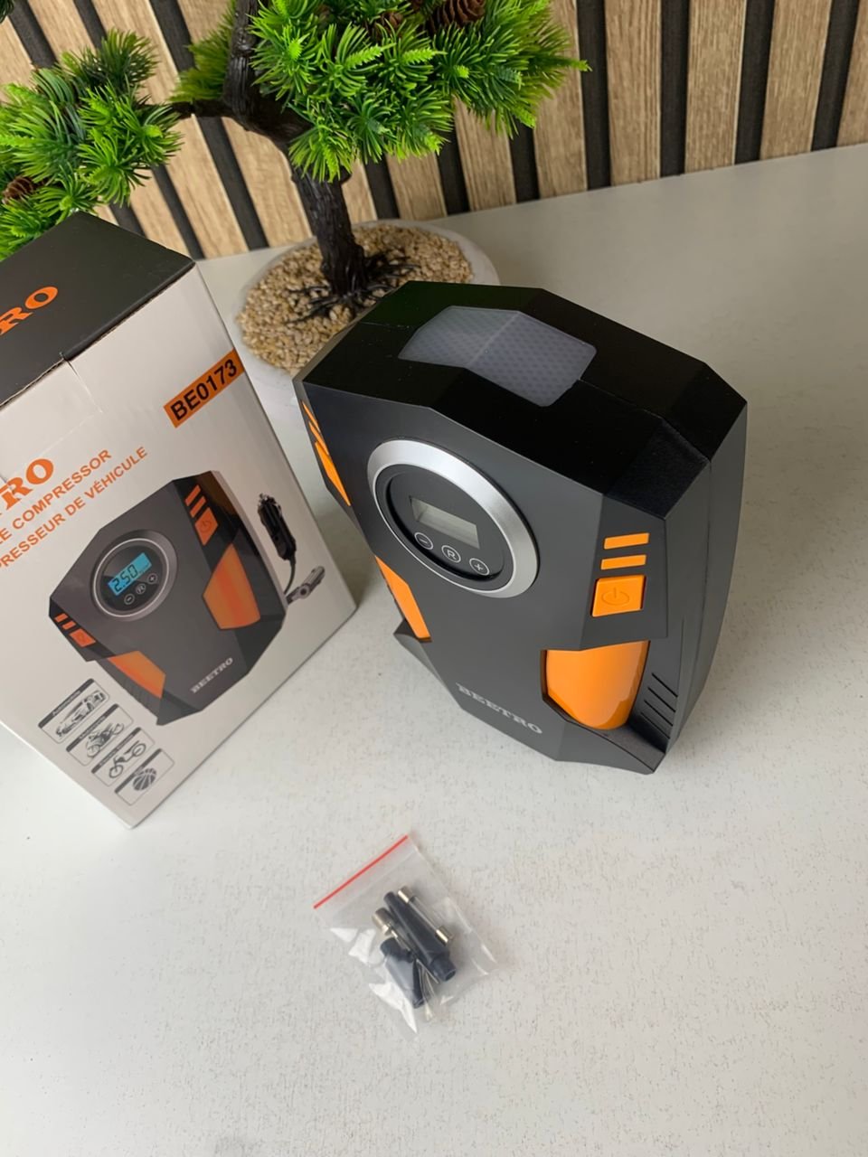 Compresseur d’air pour voiture avec écran LED image 4