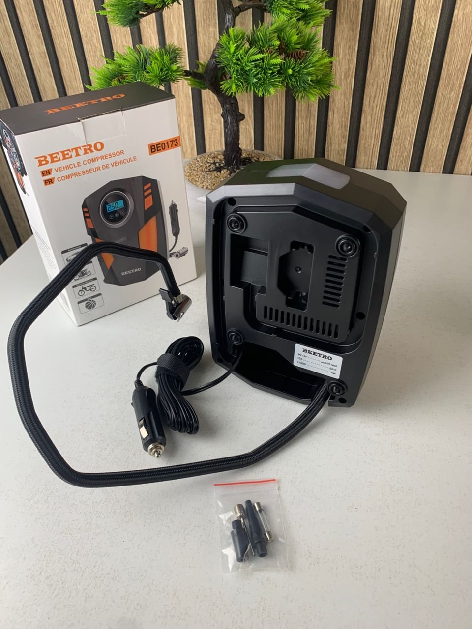 Compresseur d’air pour voiture avec écran LED image 2