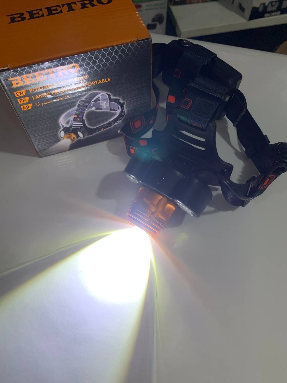 Lampe Frontale LED Puissante avec Zoom – 6600 mAh, 4 Modes, Rechargeable image 5