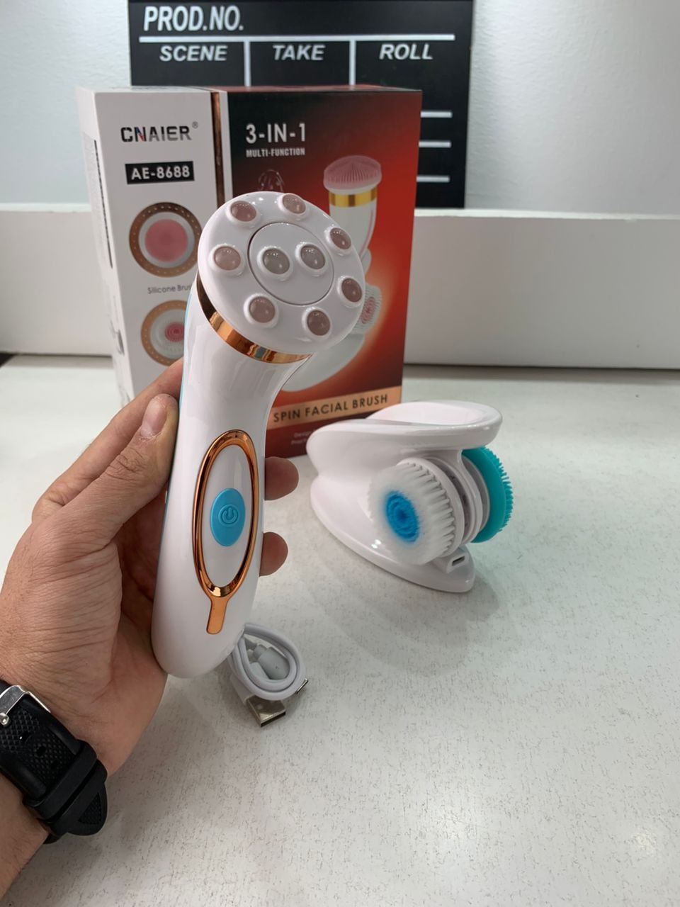Brosse Électrique de Nettoyage du Visage Cnaier AE-8788 – Peau Douce et Rayonnante au Quotidien image 11