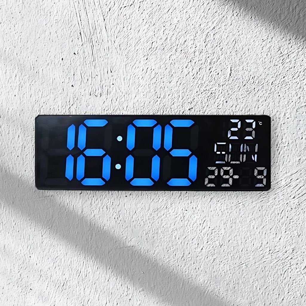 Horloge LED Moderne avec Éclairage Multicolore et Design Élégant image 2