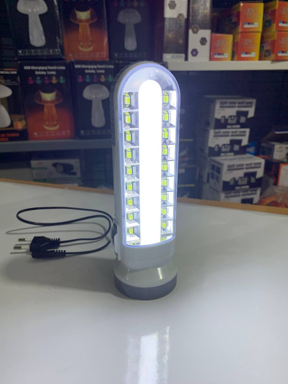 Lampe LED Solaire Rechargeable – 19 LED, 2 Modes, Batterie 1200 mAh image 9