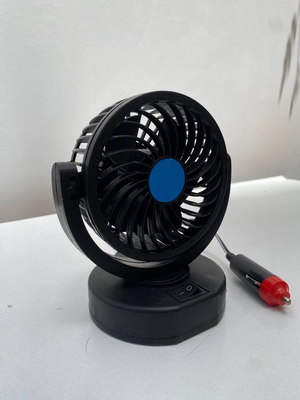 Ventilateur Voiture 12V Compact – Silencieux & Rotatif 360° image 10