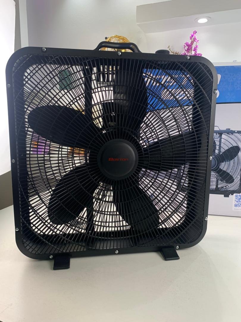 Ventilateur Portable 3 Vitesses avec Sécurité et Poignée de Transport image 2