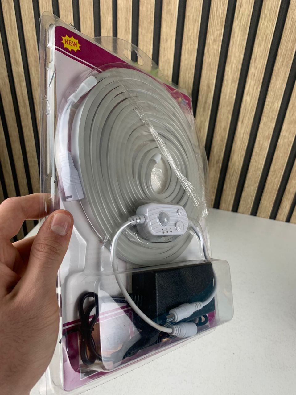 Ruban LED à détecteur de mouvement – Éclairage intelligent intérieur image 2