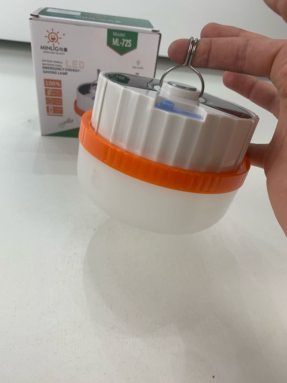 Lampe Solaire Suspendue Rechargeable – Portable et Étanche مصباح شمسي قابل لإعادة الشحن مع تعليق – محمول ومقاوم للماء image 4
