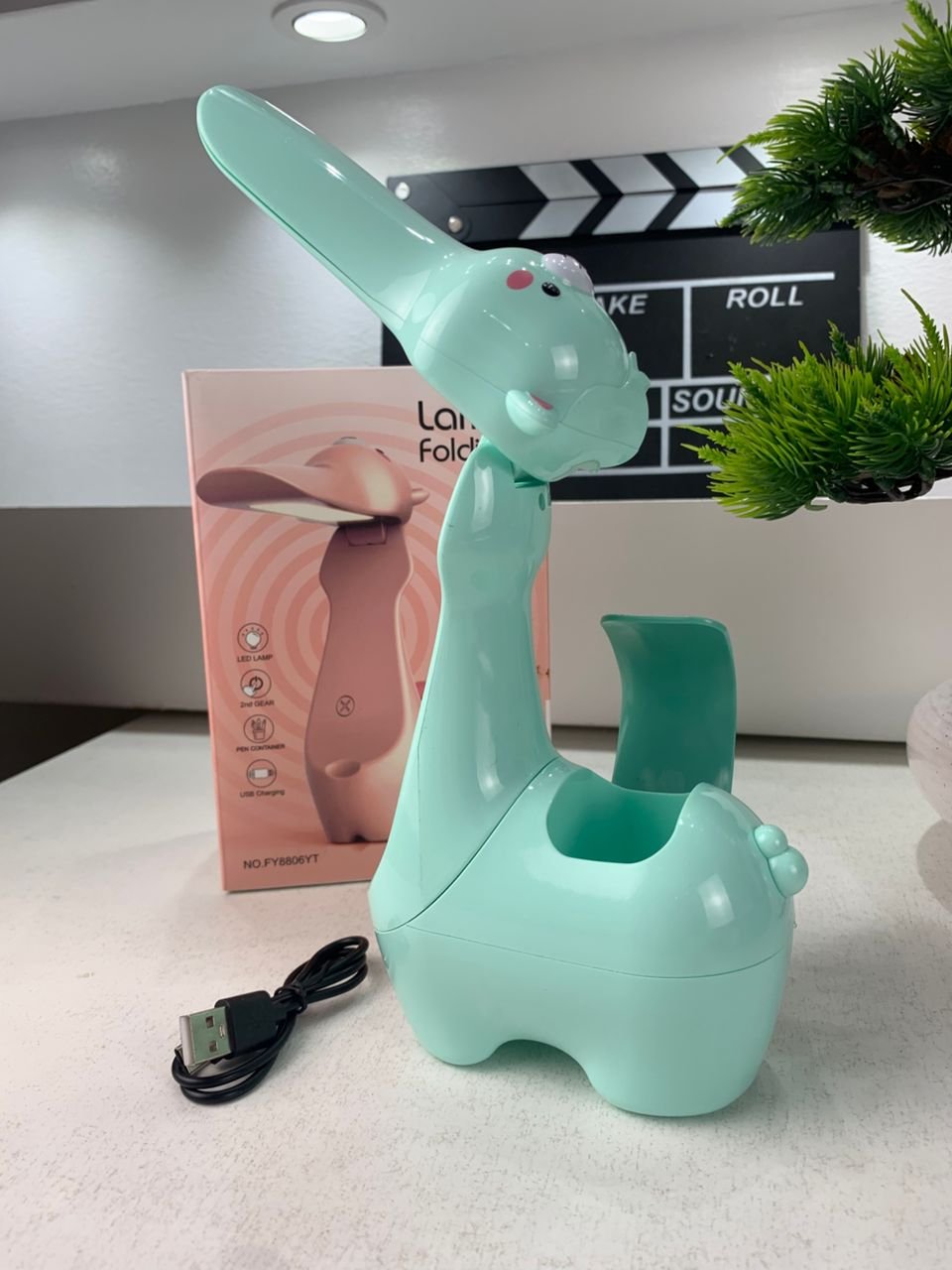 Lampe de Bureau Lama pour Enfants – Éclairage Doux, Apaisant et Organisateur de Bureau image 8