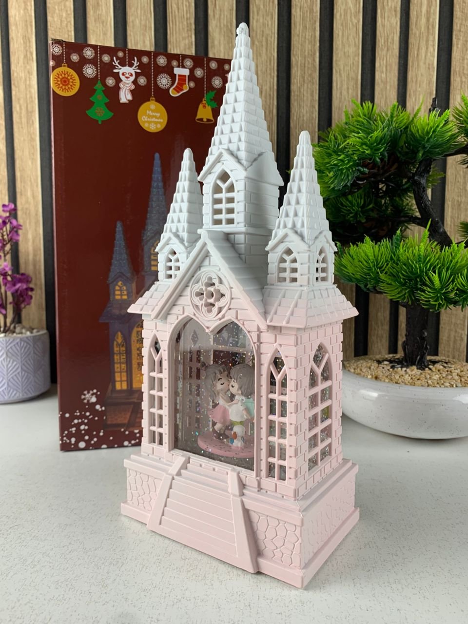 Château à neige lumineux – Décoration Élégante et Ambiance Magique image 4