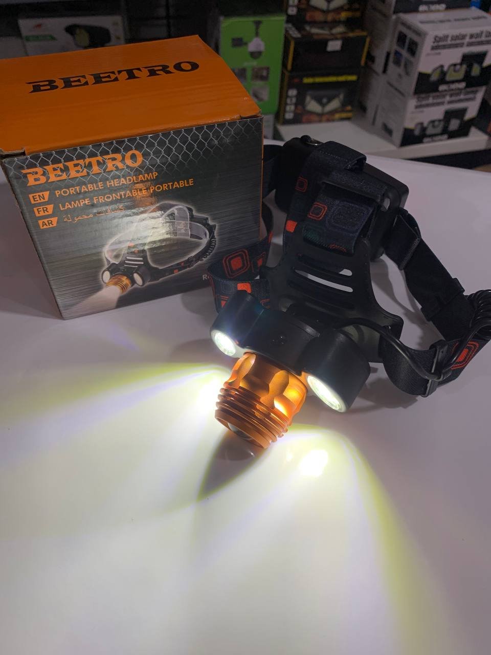 Lampe Frontale LED Puissante avec Zoom – 6600 mAh, 4 Modes, Rechargeable image 4