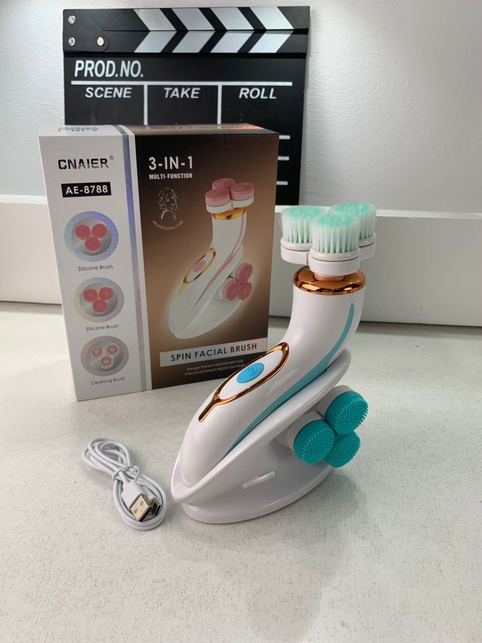 Brosse Électrique de Nettoyage du Visage Cnaier AE-8788 – Peau Douce et Rayonnante au Quotidien image 3