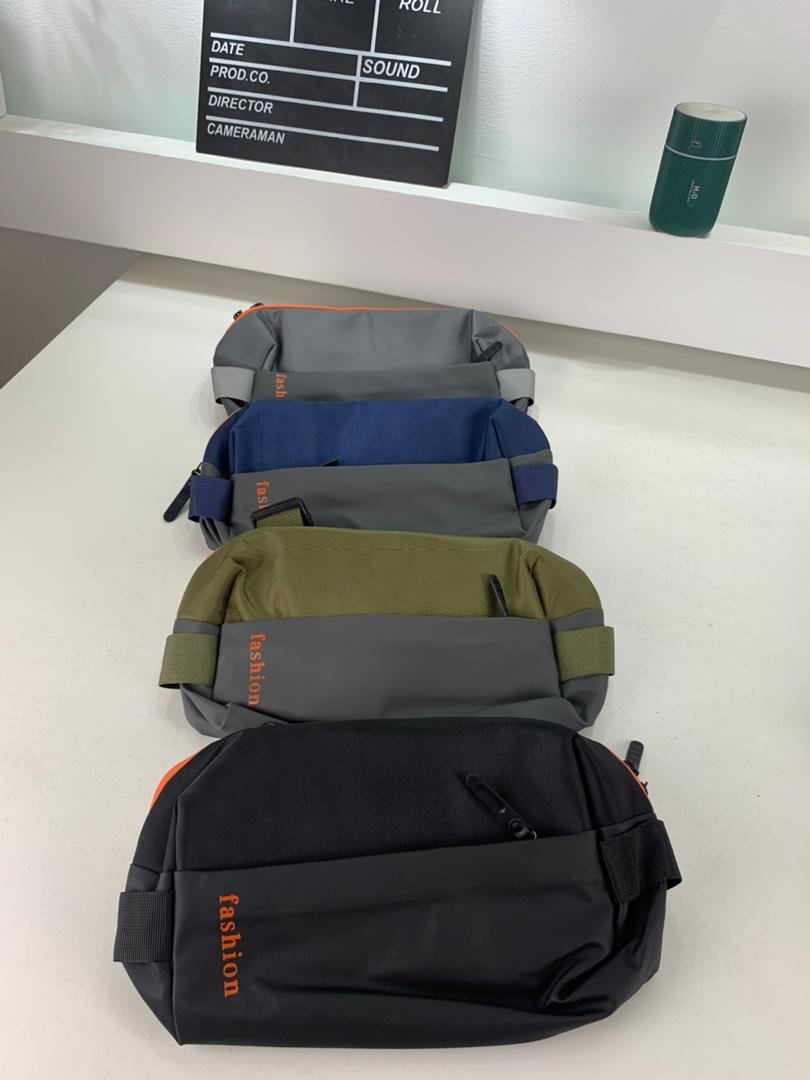 Sac de Poitrine Homme Fashion – Décontracté & Résistan image 3