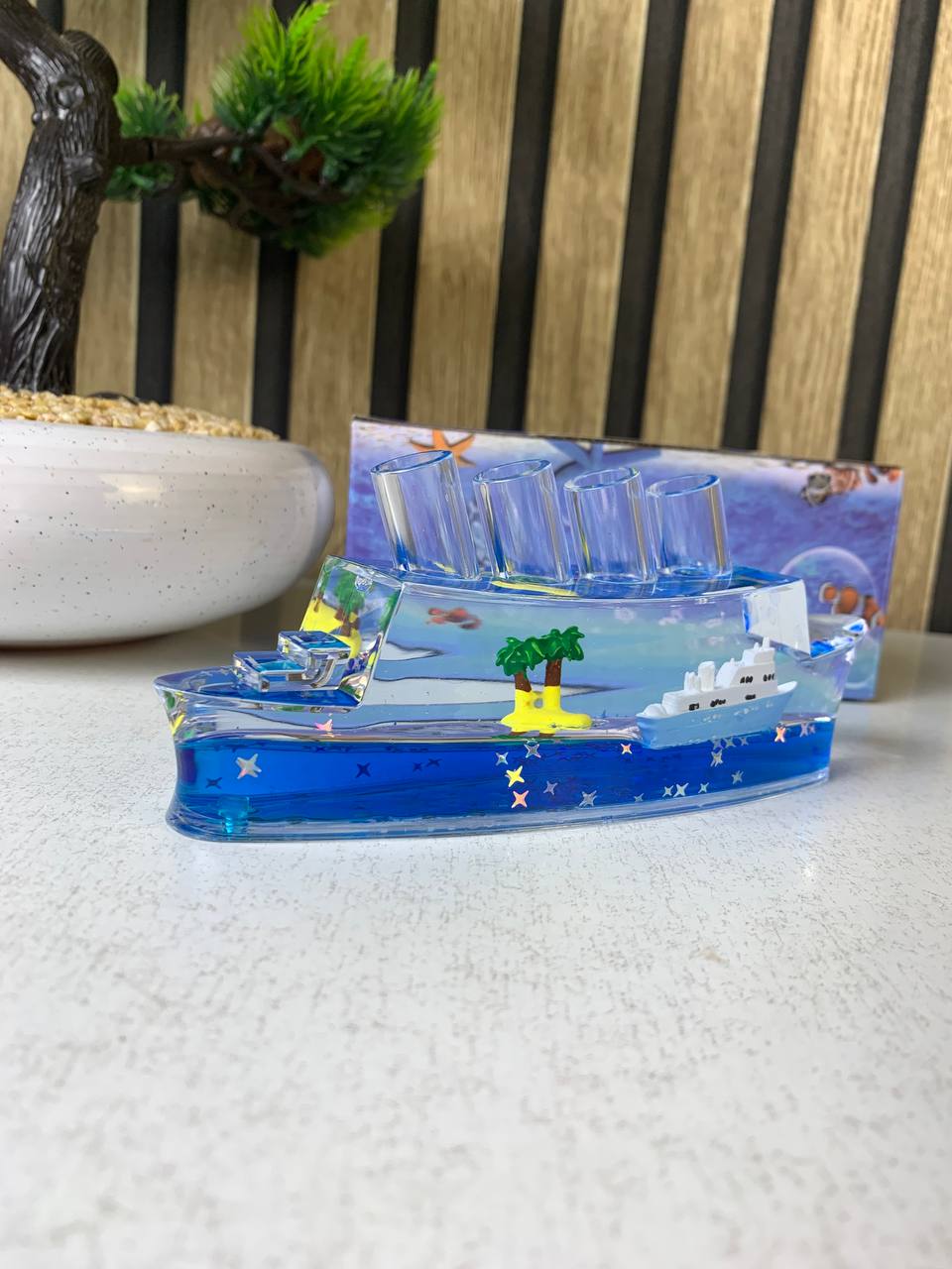 Décoration Fluide en forme de bateau : Sérénité et Magie Visuelle