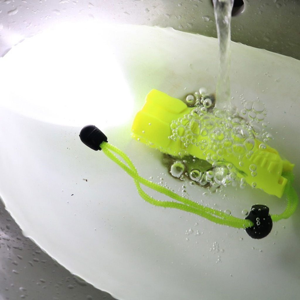Lampe Torche Étanche pour Plongée – Puissance et Fiabilité Sous l’Eau
