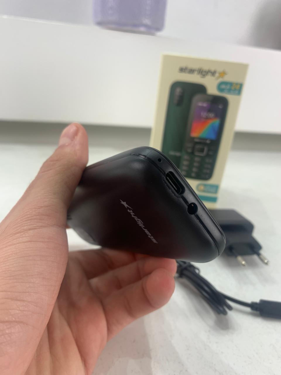 Téléphone Starlight M620 Dual SIM – Simple et longue autonomie 2500 mAh