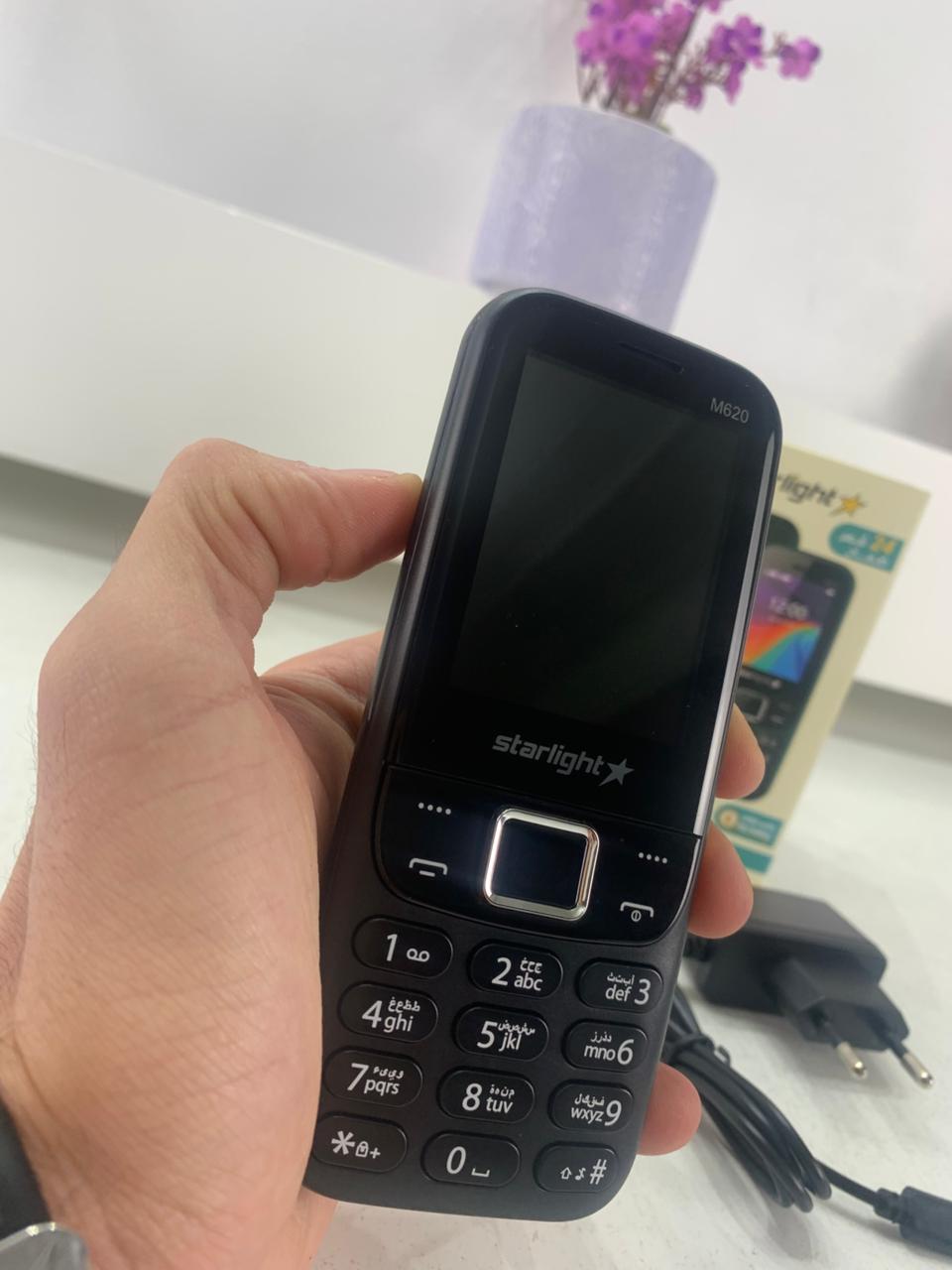 Téléphone Starlight M620 Dual SIM – Simple et longue autonomie 2500 mAh