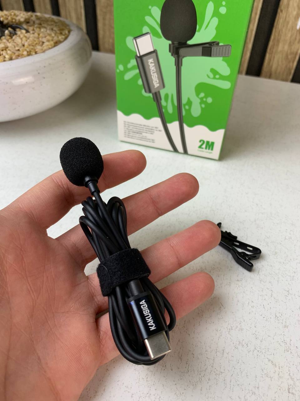 Micro-Cravate USB-C Crystal-Clear : Son Pro et Design Invisible
