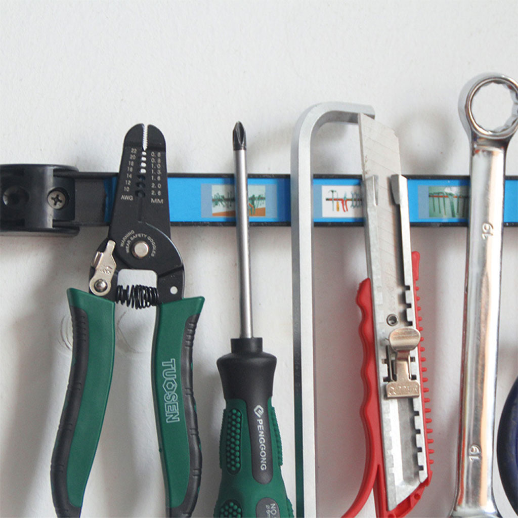 Support Magnétique pour Outils : Organisation Professionnelle et Accessibilité Maximale