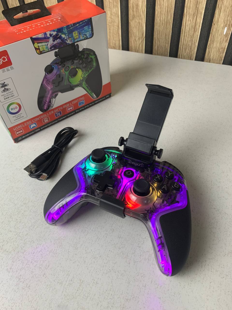 Manette Gaming RGB Sans Fil Multi-Plateforme Turbo