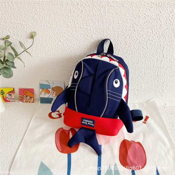 Sac à Dos Enfant "Petit Requin" Bleu Nuit – Fun, Léger et Imperméable