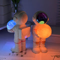 Lampe Lune Astronaute 3D pour Enfants – LED Multicolore & Haut-Parleur Bluetooth