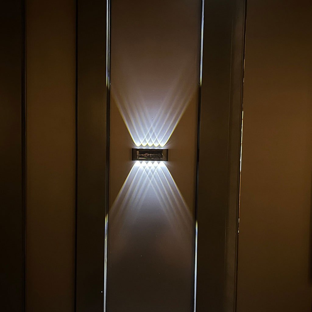 Applique Murale Solaire LED 8 Lumières avec Détecteur de Mouvement image 3