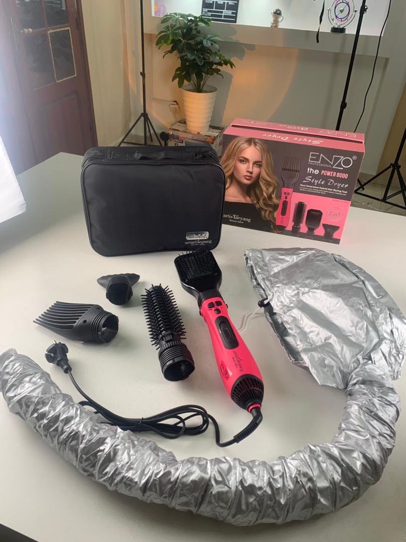 Brosse Sèche-Cheveux Céramique Ionique 1000W avec Accessoires – Coiffage Pro à Domicile image 1
