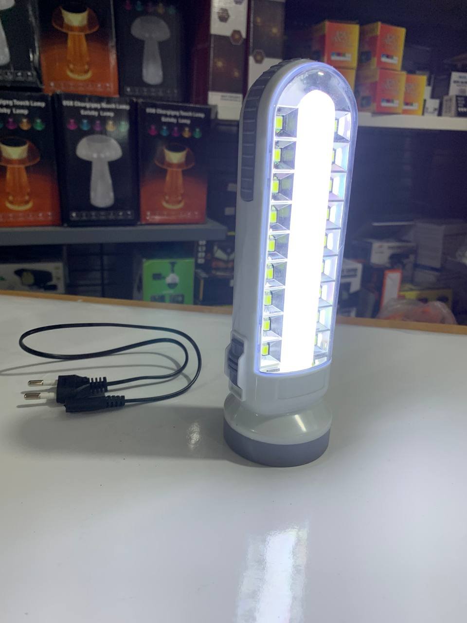Lampe LED Solaire Rechargeable – 19 LED, 2 Modes, Batterie 1200 mAh image 12