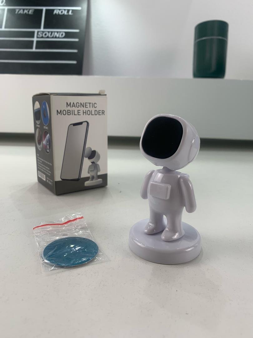 Support Téléphone Voiture Astronaute – Magnétique et Rotatif image 6
