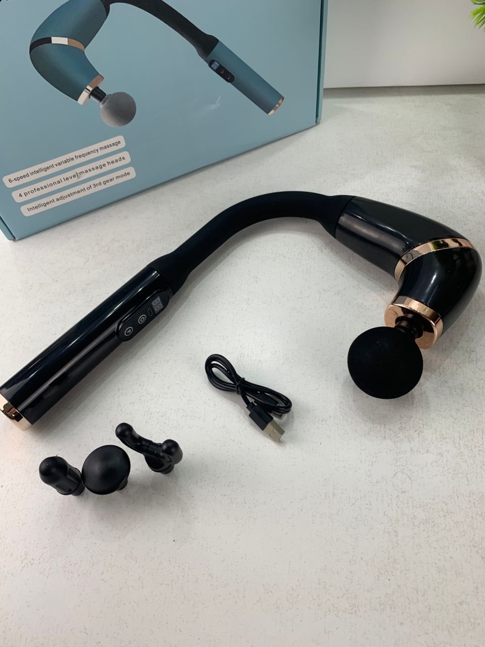 Pistolet de Massage poignée allongée avec 4 têtes – Soulagement Rapide et Design Ergonomique image 6