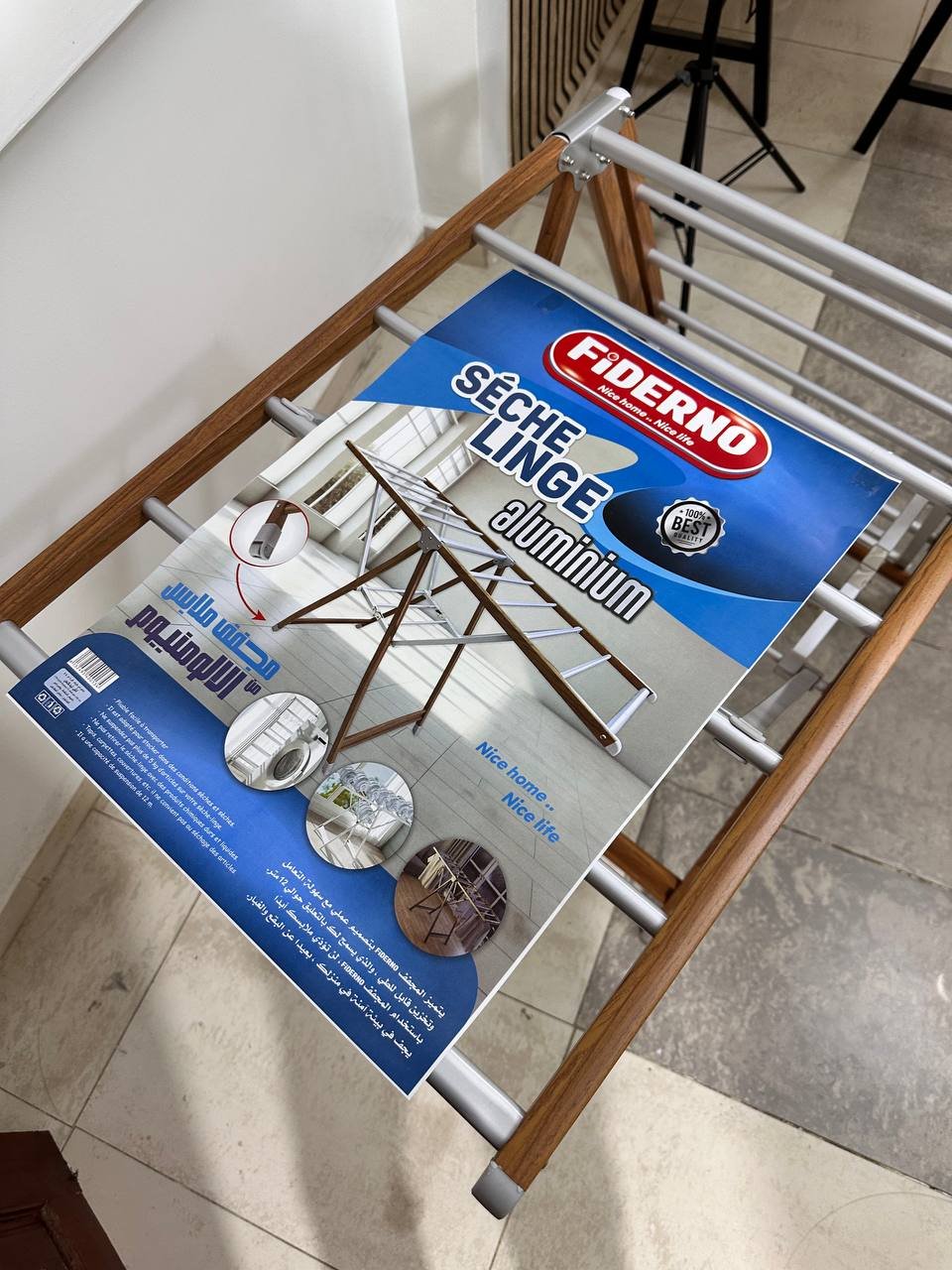 Étendoir à linge pliable en aluminium avec roulettes – Grande capacité image 1