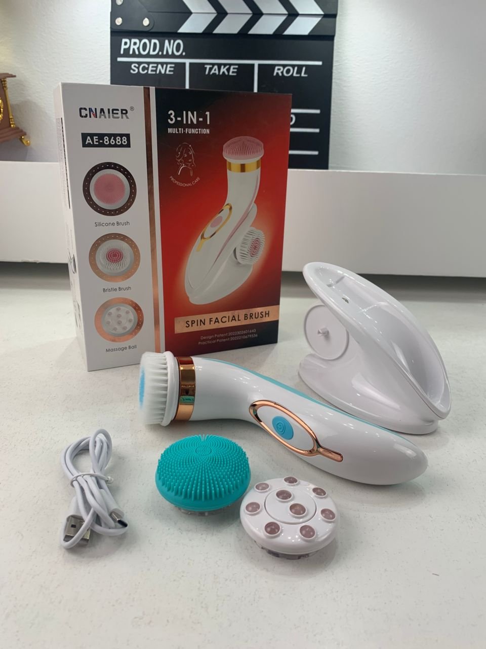 Brosse Nettoyante Visage Électrique à Micro-Vibrations Étanche – فرشاة تنظيف الوجه image 5