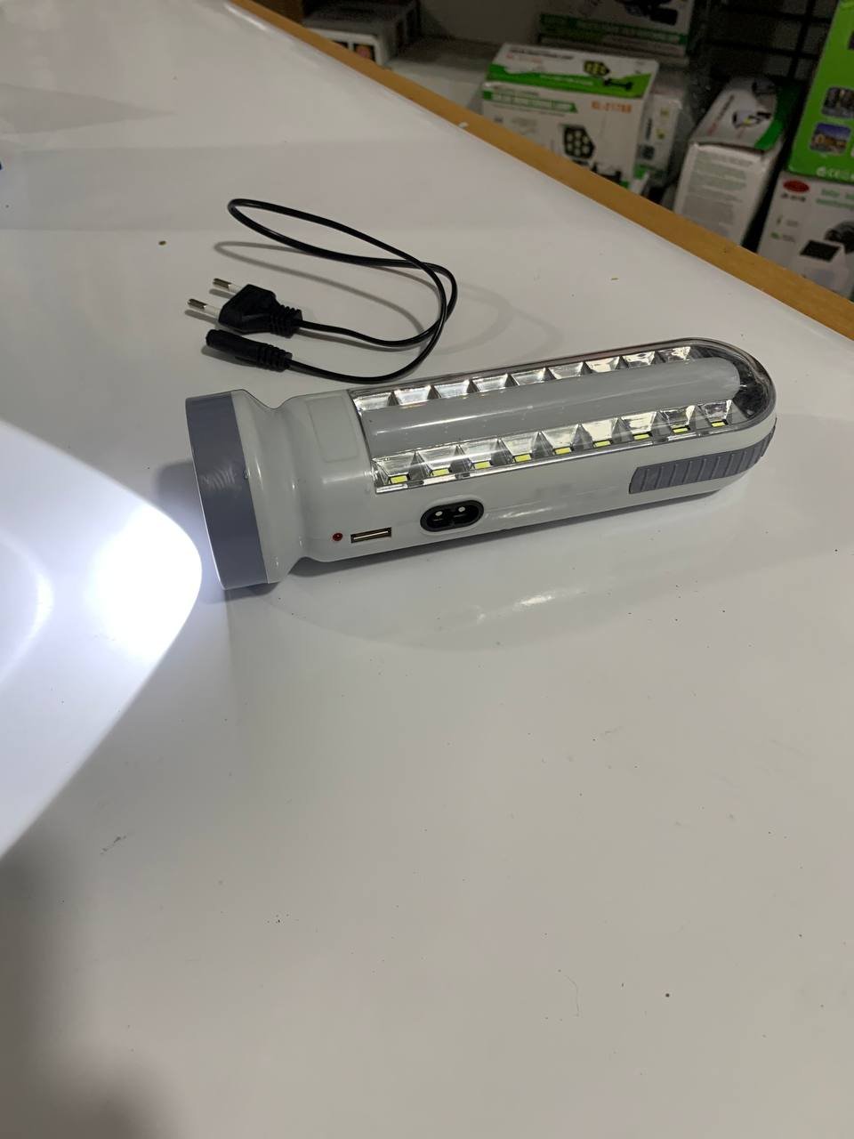 Lampe LED Solaire Rechargeable – 19 LED, 2 Modes, Batterie 1200 mAh image 7