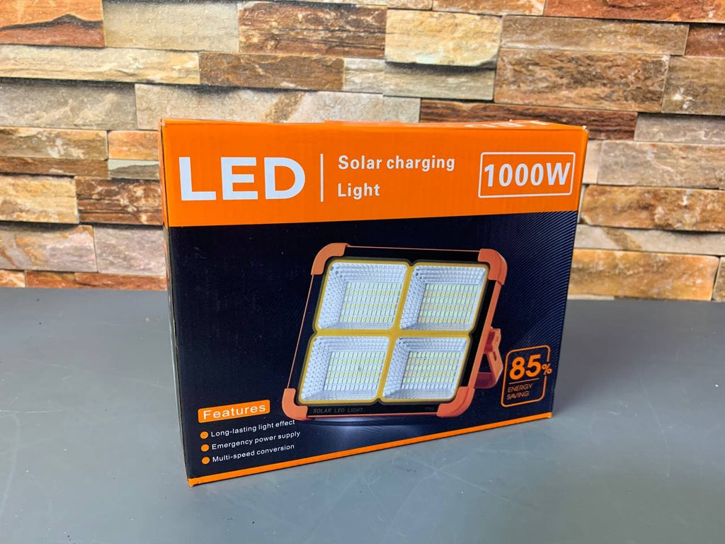 Projecteur LED étanche Rechargeable 4 modes D'éclairage Power-Bank 1000W image 1