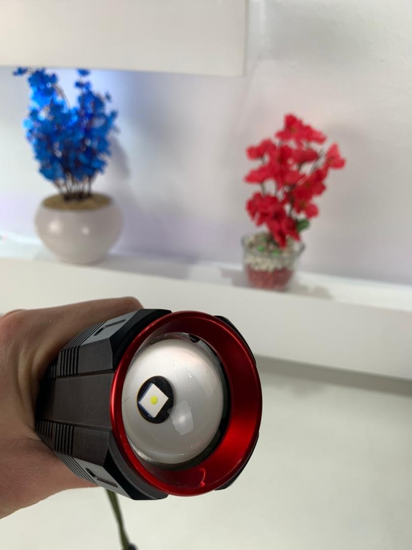 Lampe Torche LED 30W avec Batterie Lithium Rechargeable مصباح يدوي مع بطارية قابلة لإعادة الشحن image 2