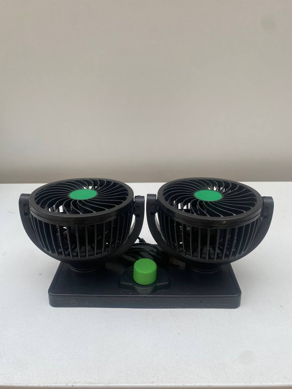 Ventilateur Voiture Double Tête 360° – Puissant, Silencieux et Économie d’Énergie image 7