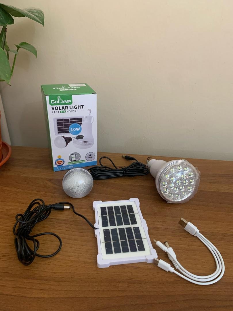 Lampe de camping LED solaire 10W rechargeable مصباح تخييم يعمل بالطاقة الشمسية image 4