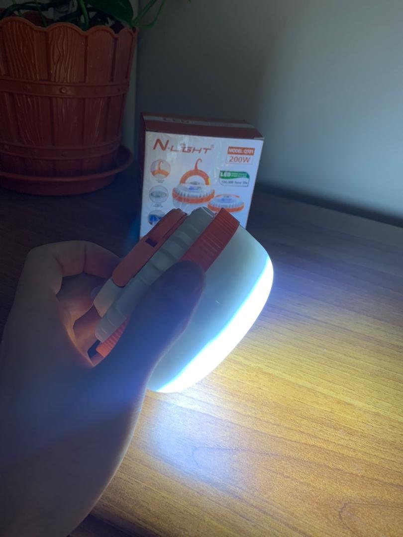 Lampe à Ampoule LED 200W pour Camping – مصباح تخييم بقوة 200 واط image 4
