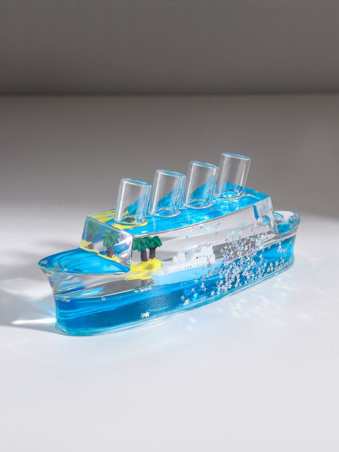 Décoration Fluide en forme de bateau : Sérénité et Magie Visuelle