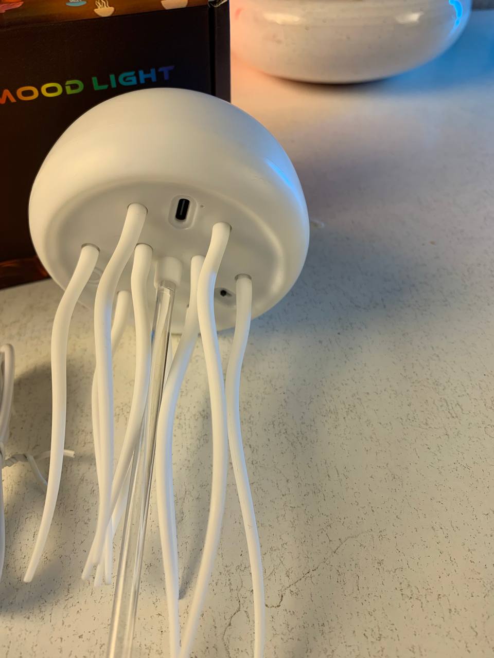 Lampe Méduse Interactive : Danse de Lumière et Musique