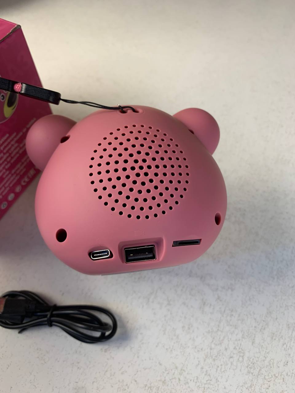 Haut parleur Bluetooth Iconic Bass : Son HD et Connectivité 4-en-1